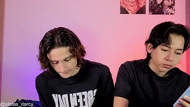 Darcy and Stolas online show from 07/12/26, 10:16