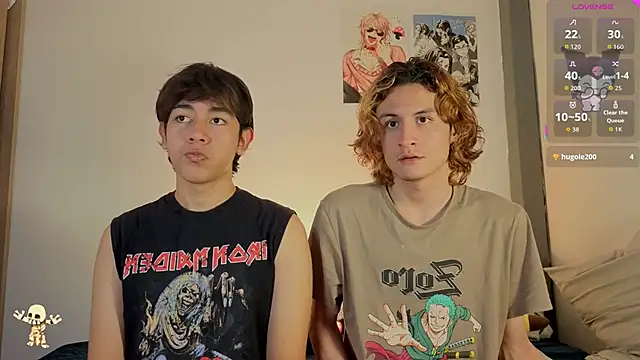 Snapshot of Darcy_and_Stolas chatting on 10/30/25, 11:01 Darcy and Stolas online show from 10/30/25, 11:01