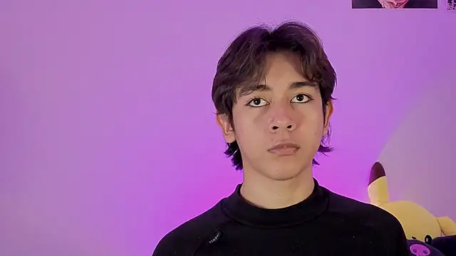 Snapshot of Darcy_and_Stolas chatting on 11/15/25, 03:21 Darcy and Stolas online show from 11/15/25, 03:21