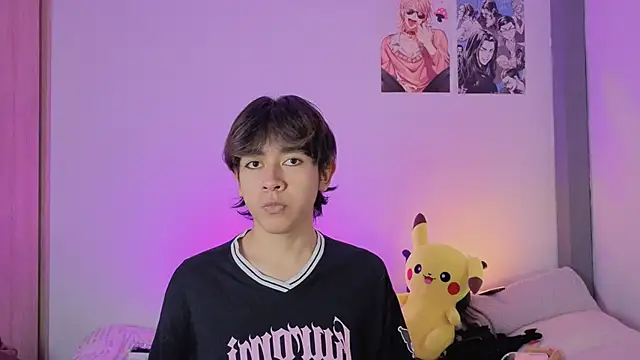 Snapshot of Darcy_and_Stolas chatting on 11/25/25, 10:54 Darcy and Stolas online show from 11/25/25, 10:54