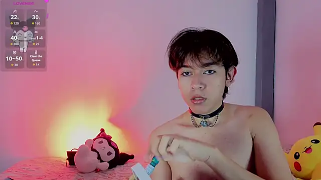 Snapshot of Darcy_and_Stolas chatting on 10/08/25, 03:41 Darcy and Stolas online show from 10/08/25, 03:41