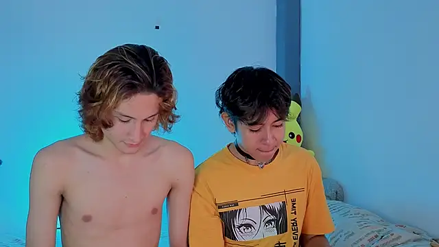 Snapshot of Darcy_and_Stolas chatting on 10/18/25, 09:17 Darcy and Stolas online show from 10/18/25, 09:17