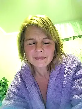 Snapshot of Masha412111 chatting on 10/01/25, 09:07 Masha412111 online show from 10/01/25, 09:07