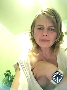 Masha412111 online show from 12/02/25, 09:05