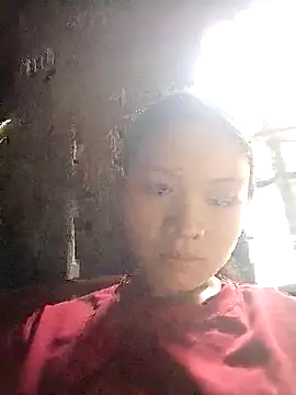 Snapshot of Hin_xx chatting on 10/14/25, 05:52 Hin xx online show from 10/14/25, 05:52