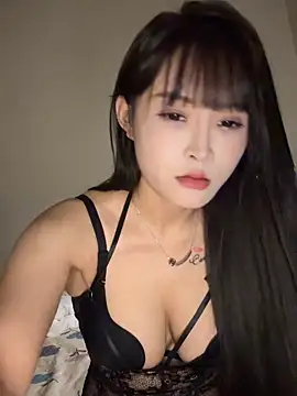 Snapshot of weiweibaby9 chatting on 10/05/25, 02:19 weiweibaby9 online show from 10/05/25, 02:19