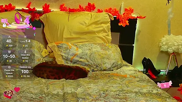 EmilyWhispers online show from 11/05/25, 07:39