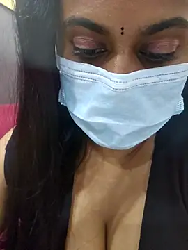 Snapshot of Dheronika_sweetie chatting on 02/10/26, 10:09 Dheronika sweetie online show from 02/10/26, 10:09