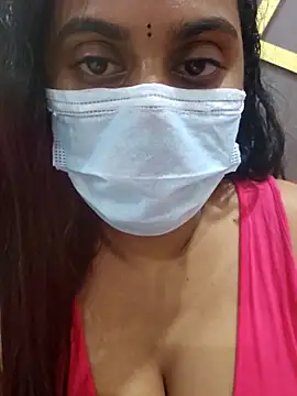 Snapshot of Dheronika_sweetie chatting on 02/15/26, 08:02 Dheronika sweetie online show from 02/15/26, 08:02