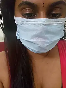 Snapshot of Dheronika_sweetie chatting on 02/15/26, 03:40 Dheronika sweetie online show from 02/15/26, 03:40