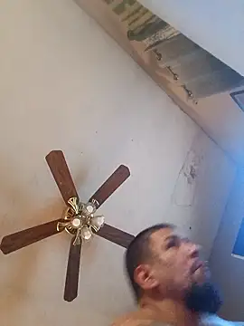 Snapshot of JNTre chatting on 02/15/26, 12:44 JNTre online show from 02/15/26, 12:44