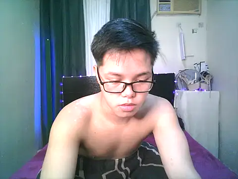 hot babyboy26 online show from 10/19/25, 08:17