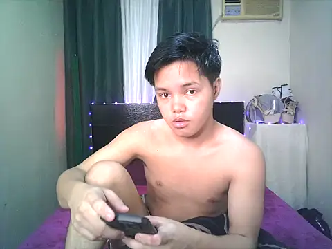 hot babyboy26 online show from 10/10/25, 10:27