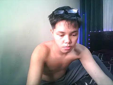 hot babyboy26 online show from 10/21/25, 01:10