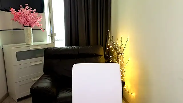 GoldenRose  online show from 03/11/26, 01:16