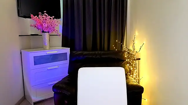 GoldenRose  online show from 03/24/26, 01:44