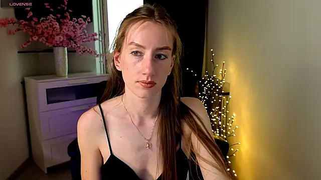 GoldenRose  online show from 05/15/26, 01:20