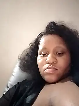 Snapshot of thicknjuicyx chatting on 10/07/25, 07:37 thicknjuicyx online show from 10/07/25, 07:37