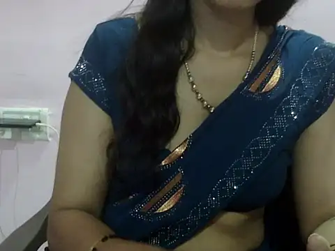 Laila Cute online show from 04/21/26, 05:19