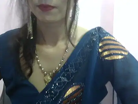 Laila Cute online show from 07/11/26, 05:13