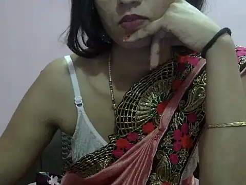 Laila Cute online show from 04/22/26, 05:31