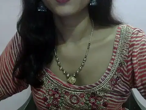 Laila Cute online show from 05/12/26, 06:03