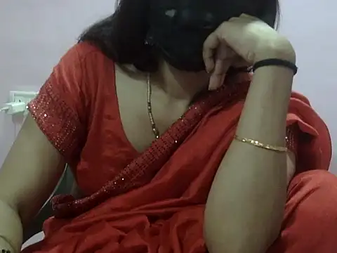 Snapshot of Laila_Cute chatting on 03/29/26, 04:41 Laila Cute online show from 03/29/26, 04:41