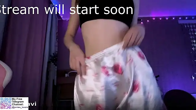 Jerrieberry online show from 10/18/25, 01:02