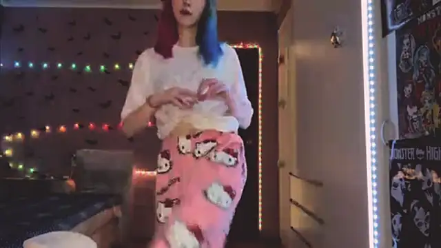 Jerrieberry online show from 03/25/26, 01:54