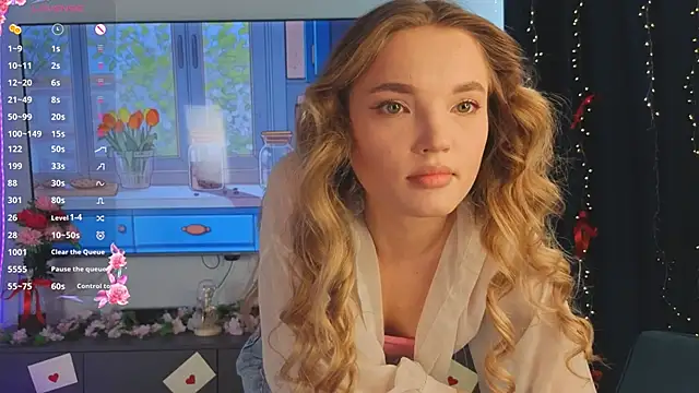 JulieLupo online show from 03/07/26, 06:20