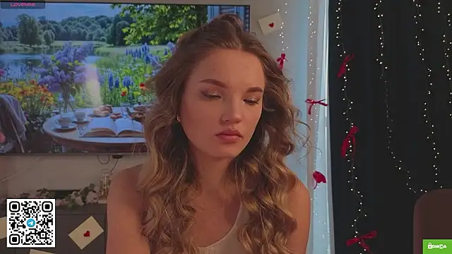 JulieLupo online show from 03/17/26, 06:05