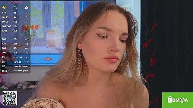 JulieLupo online show from 03/08/26, 06:17