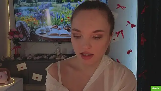 JulieLupo online show from 03/19/26, 06:46