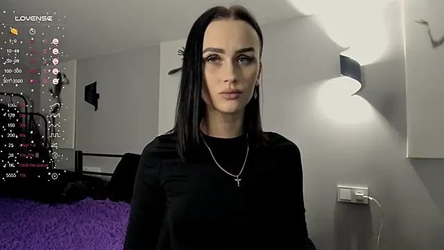 Lisa  Johnson online show from 11/20/25, 08:53