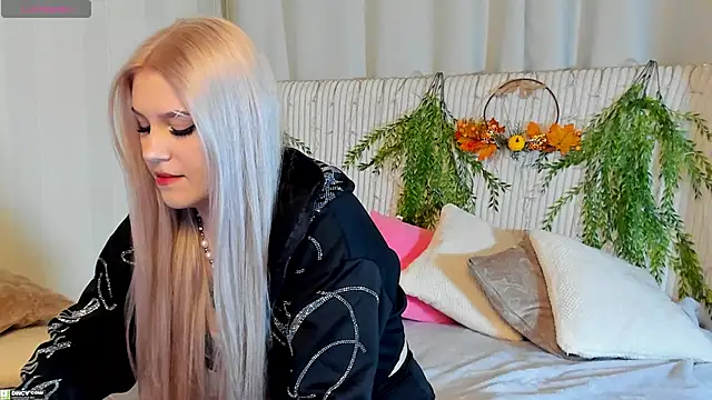 Snapshot of Malisha_kiss chatting on 10/30/25, 09:07 Malisha kiss online show from 10/30/25, 09:07