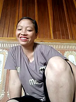 Snapshot of Minkine022 chatting on 10/16/25, 07:38 Minkine022 online show from 10/16/25, 07:38