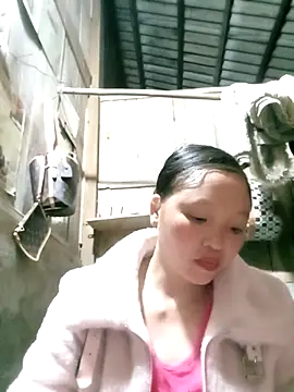 Minkine022 online show from 12/17/25, 12:59