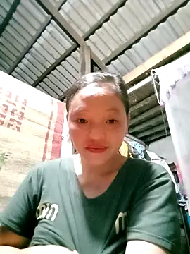 Snapshot of Minkine022 chatting on 10/04/25, 02:07 Minkine022 online show from 10/04/25, 02:07