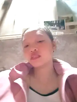 Minkine022 online show from 10/31/25, 06:43