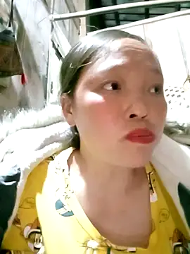 Minkine022 online show from 11/30/25, 08:15