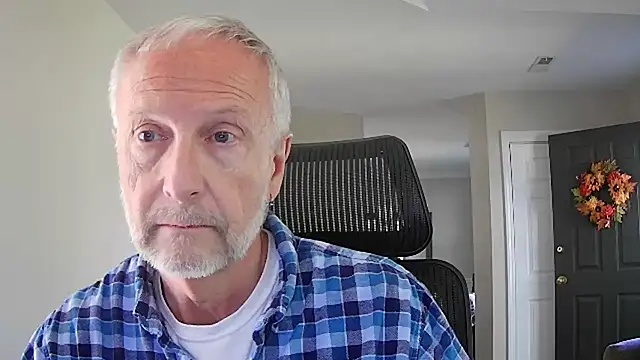 ApolloThrust online show from 10/22/25, 06:40