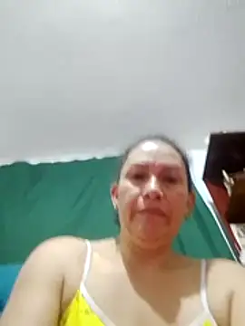 Snapshot of adelgey_michell chatting on 10/19/25, 02:20 adelgey michell online show from 10/19/25, 02:20