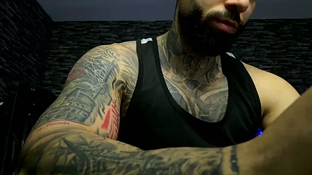 MasculineGuy99 online show from 03/26/26, 09:13