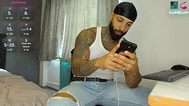 MasculineGuy99 online show from 10/05/25, 11:45