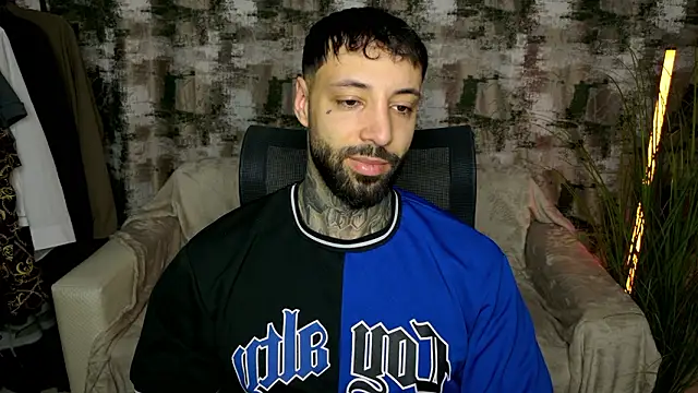 MasculineGuy99 online show from 02/16/26, 05:17