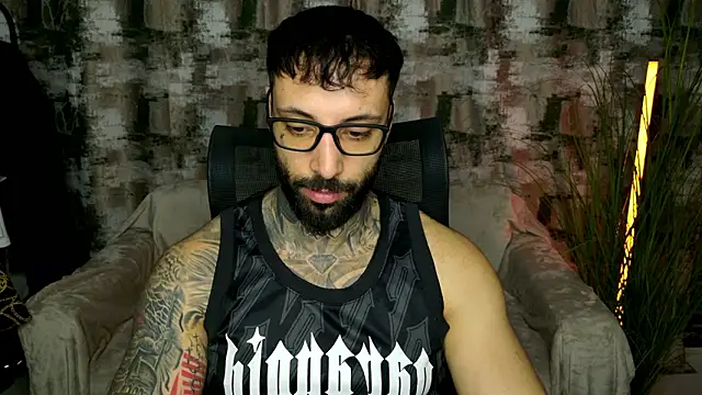 MasculineGuy99 online show from 02/10/26, 06:51