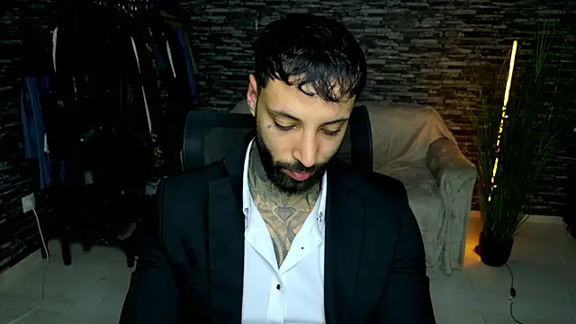 MasculineGuy99 online show from 03/19/26, 08:20