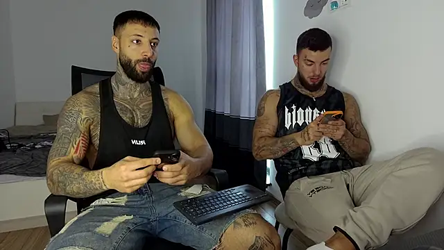 MasculineGuy99 online show from 11/11/25, 08:53