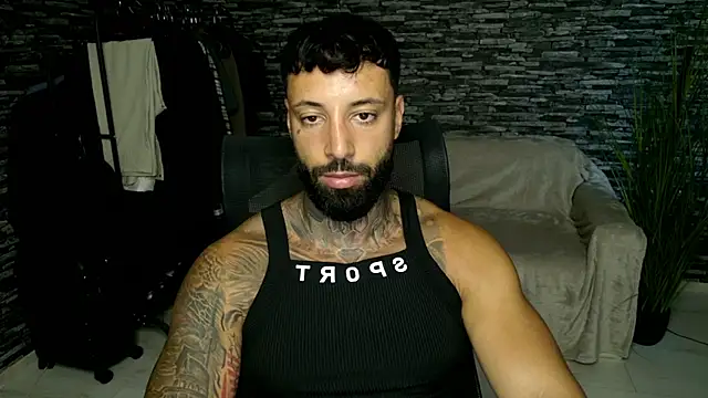 MasculineGuy99 online show from 07/06/26, 04:09