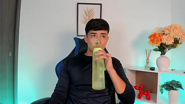 Thiago Connor21 online show from 05/01/26, 11:32